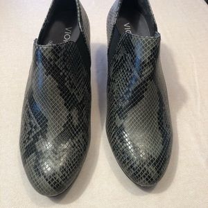Vionic Booties